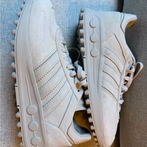 Adidas Men's Cream Athletic Shoes